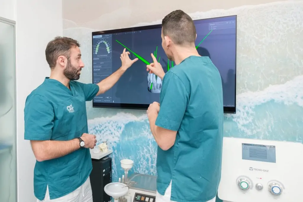 Impianto zigomatico a Albiate